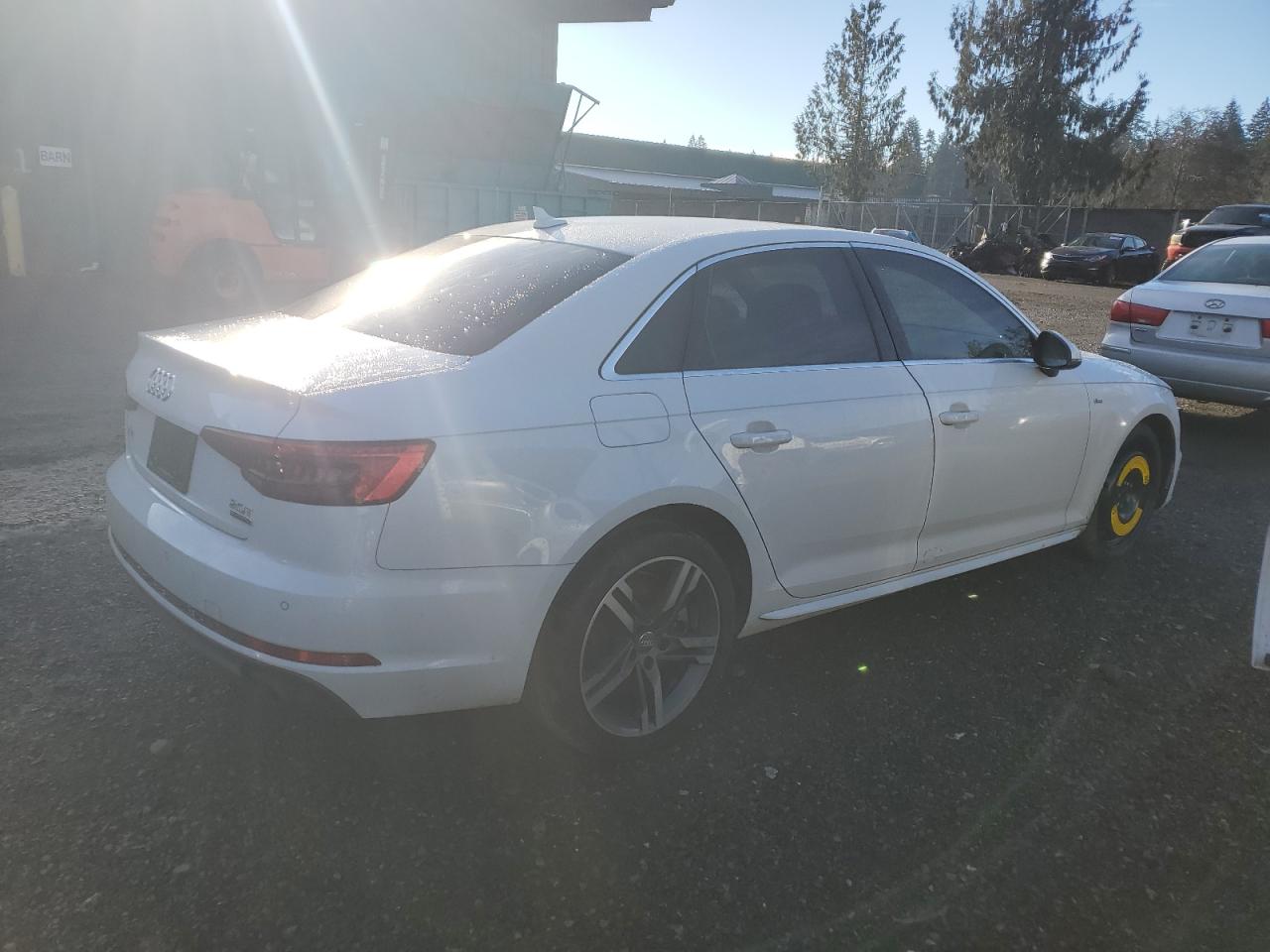 VIN WAUENAF4XHN049242 2017 AUDI A4 no.3