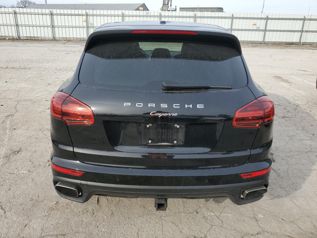 2017 Porsche Cayenne - Image 6