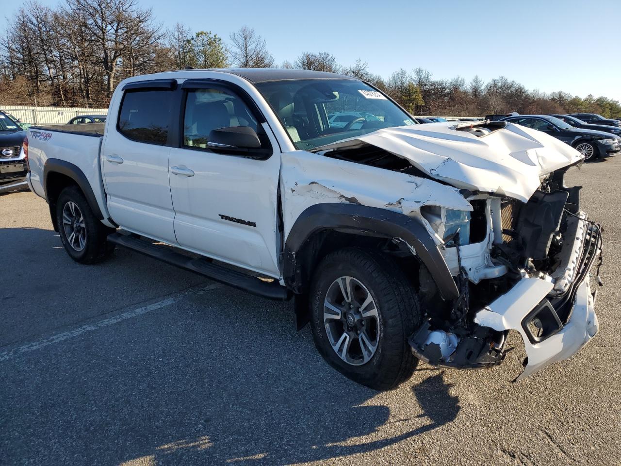 VIN 3TMCZ5ANXKM196670 2019 TOYOTA TACOMA no.4