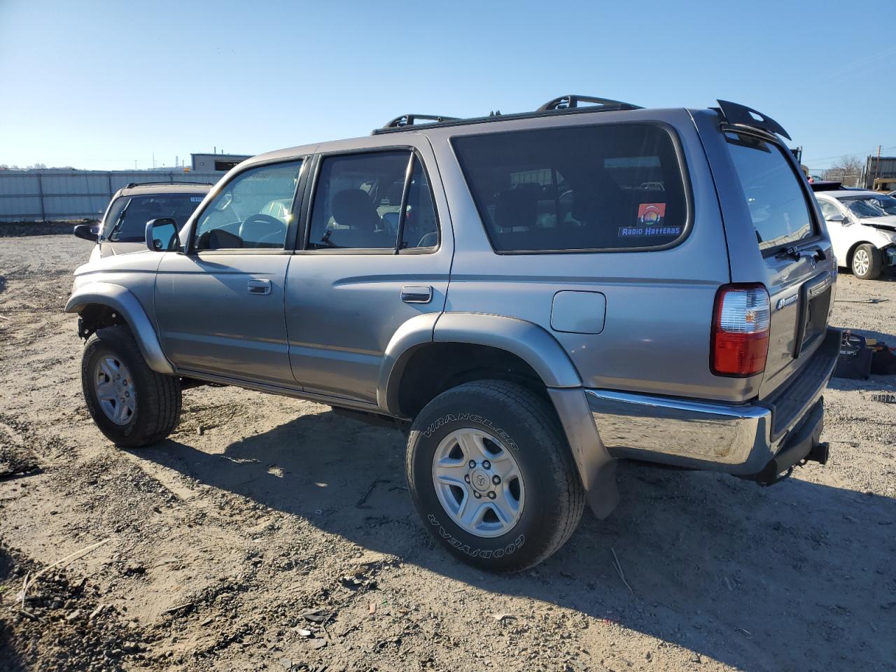 2001 Toyota 4Runner - Image 2