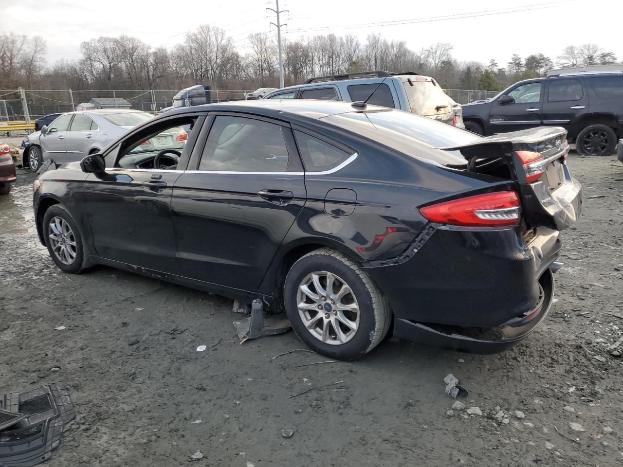 VIN 3FA6P0G70HR212729 2017 FORD FUSION no.2