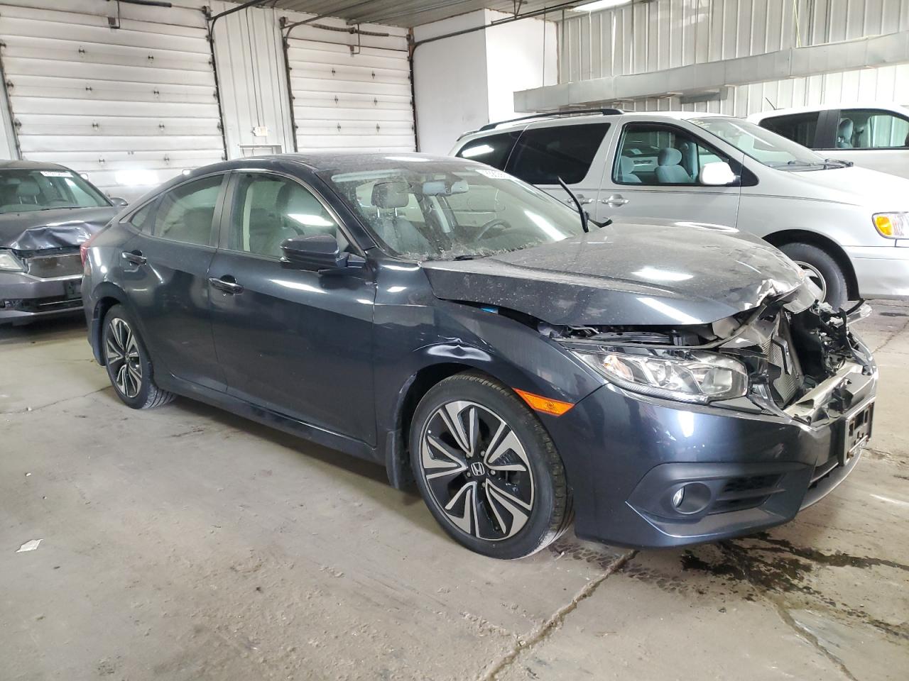 2018 Honda Civic - Image 4
