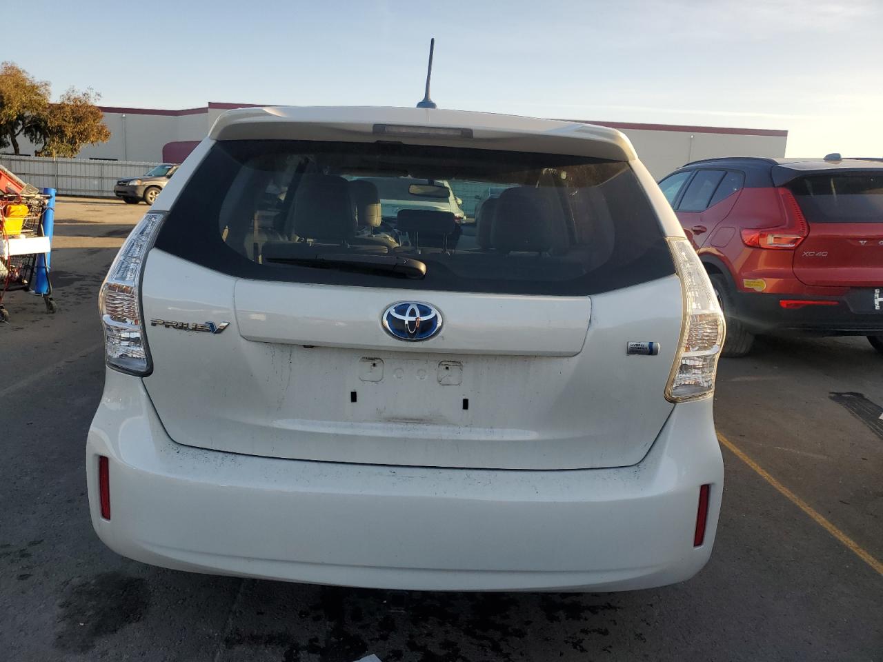 2012 Toyota Prius - Image 6
