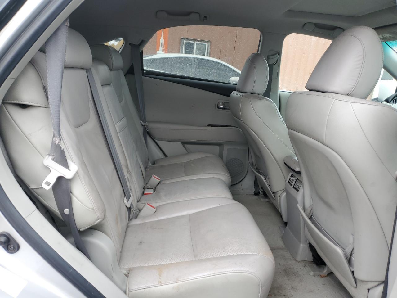 2010 Lexus RX - Image 10