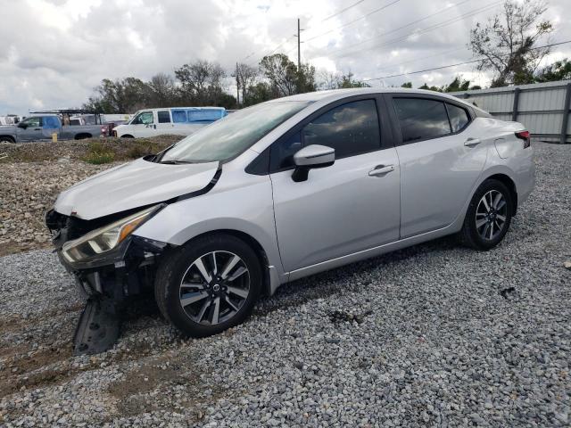  NISSAN VERSA 2021 Srebrny