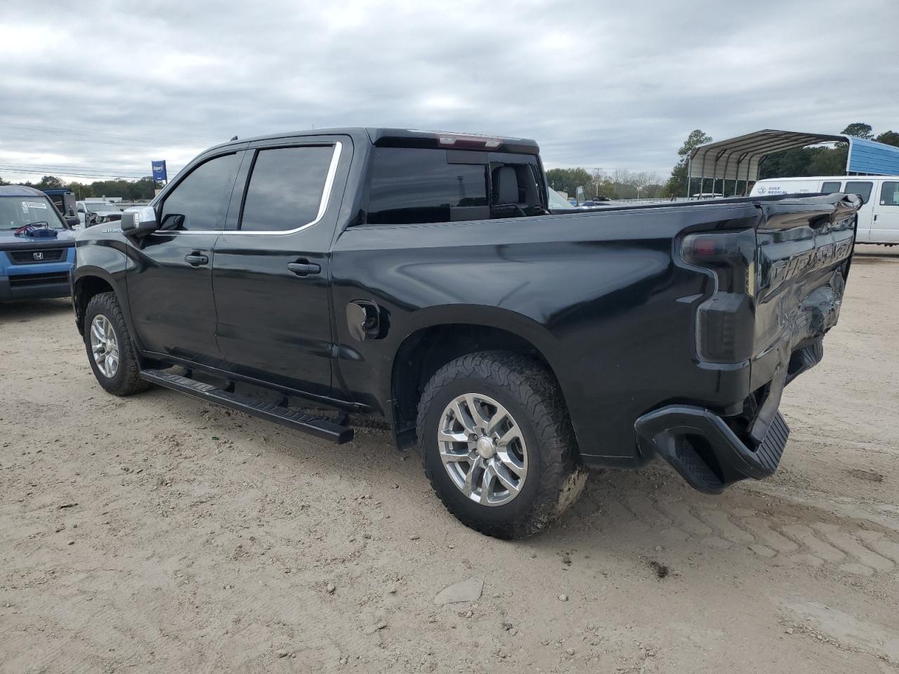 2020 Chevrolet Silverado - Image 2