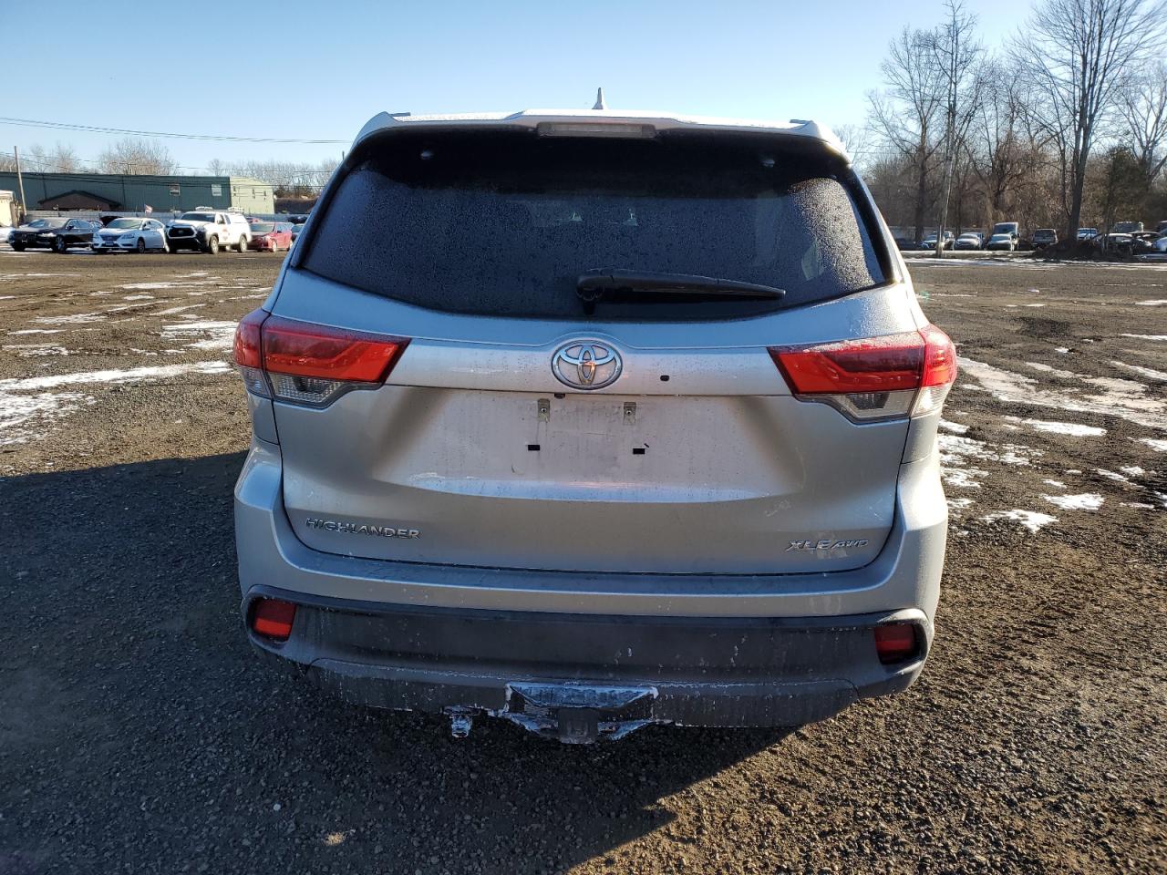 VIN 5TDJZRFH6KS592936 2019 TOYOTA HIGHLANDER no.6