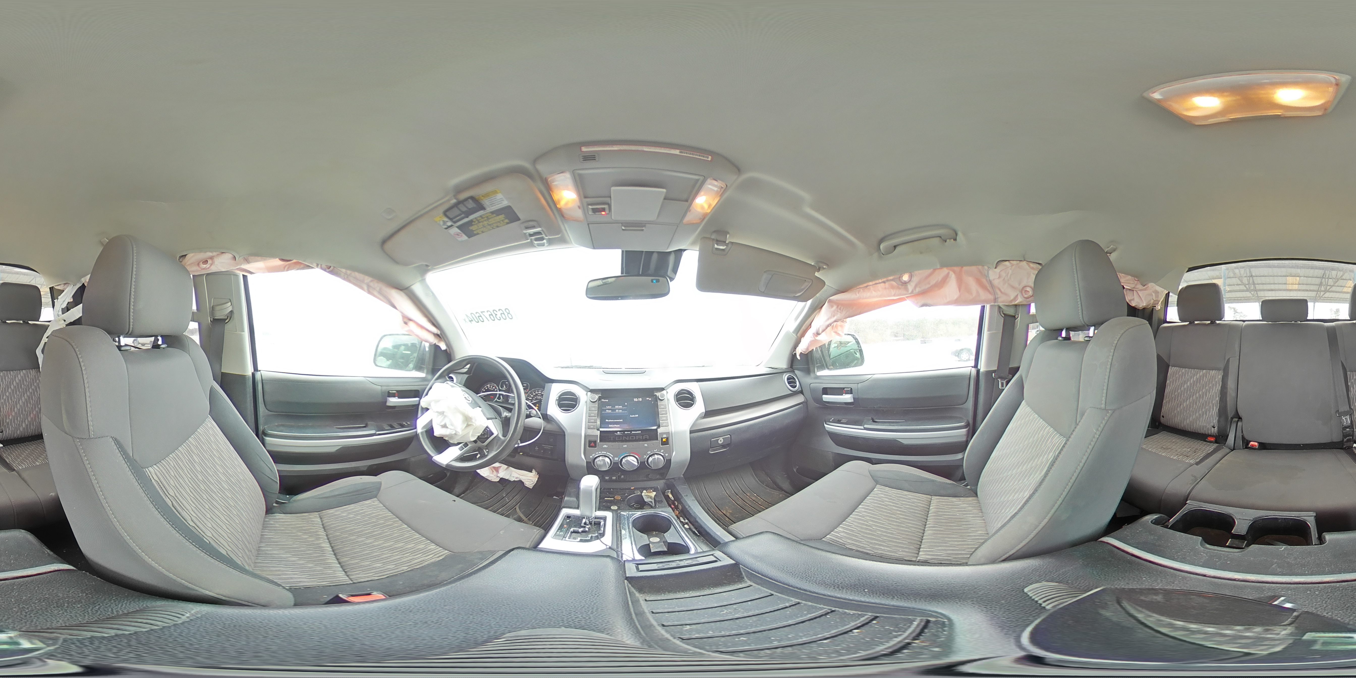 2020 Toyota Tundra - Image 12