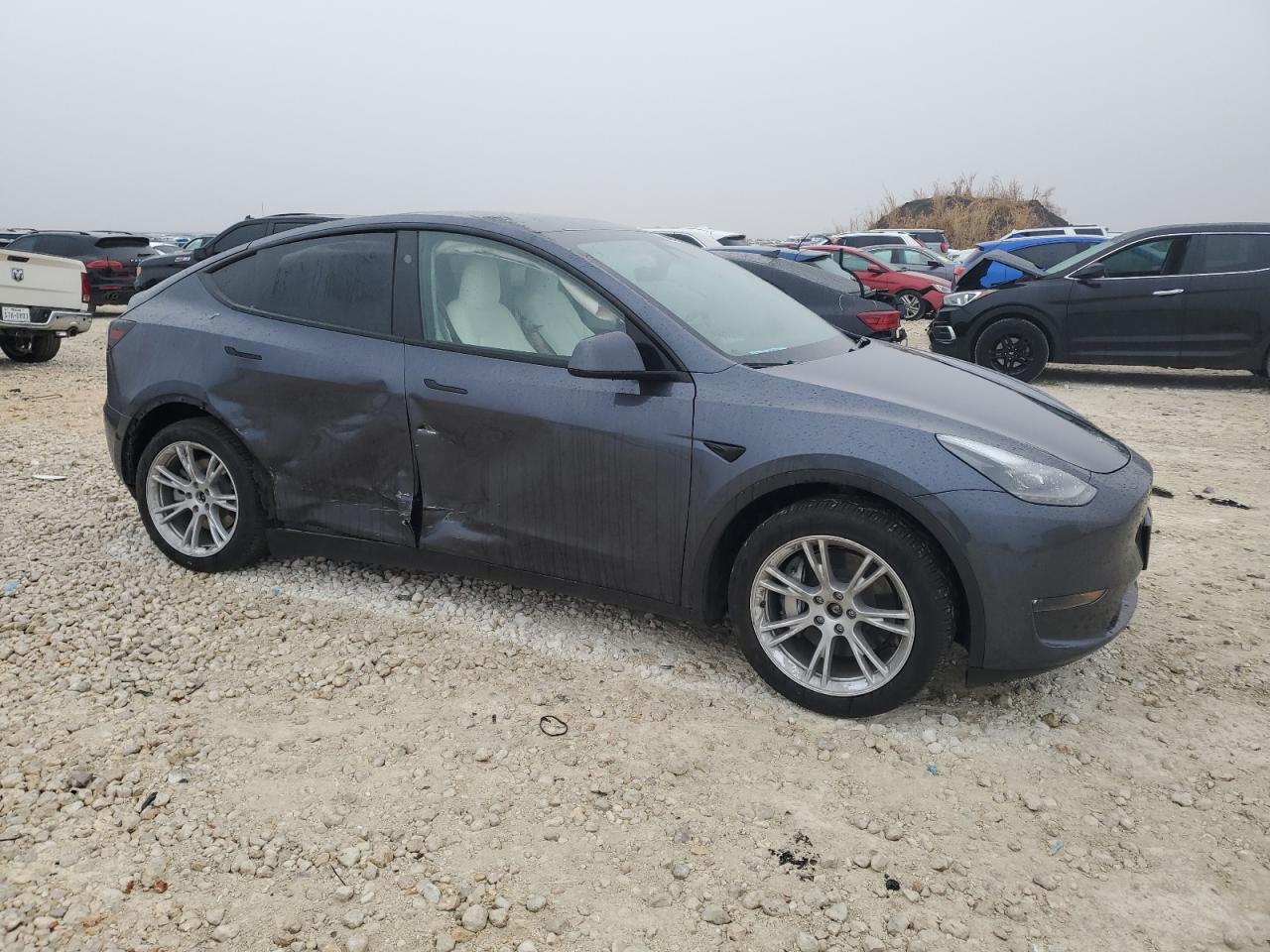 7SAYGDEE3PA191984 Tesla Model Y 2023. Фото: 3