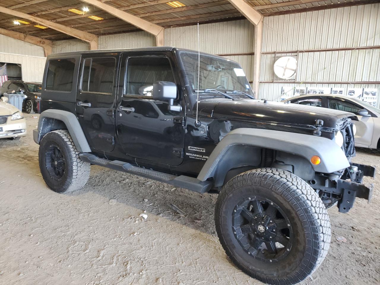 VIN 1C4BJWDG6EL177495 2014 JEEP WRANGLER no.4