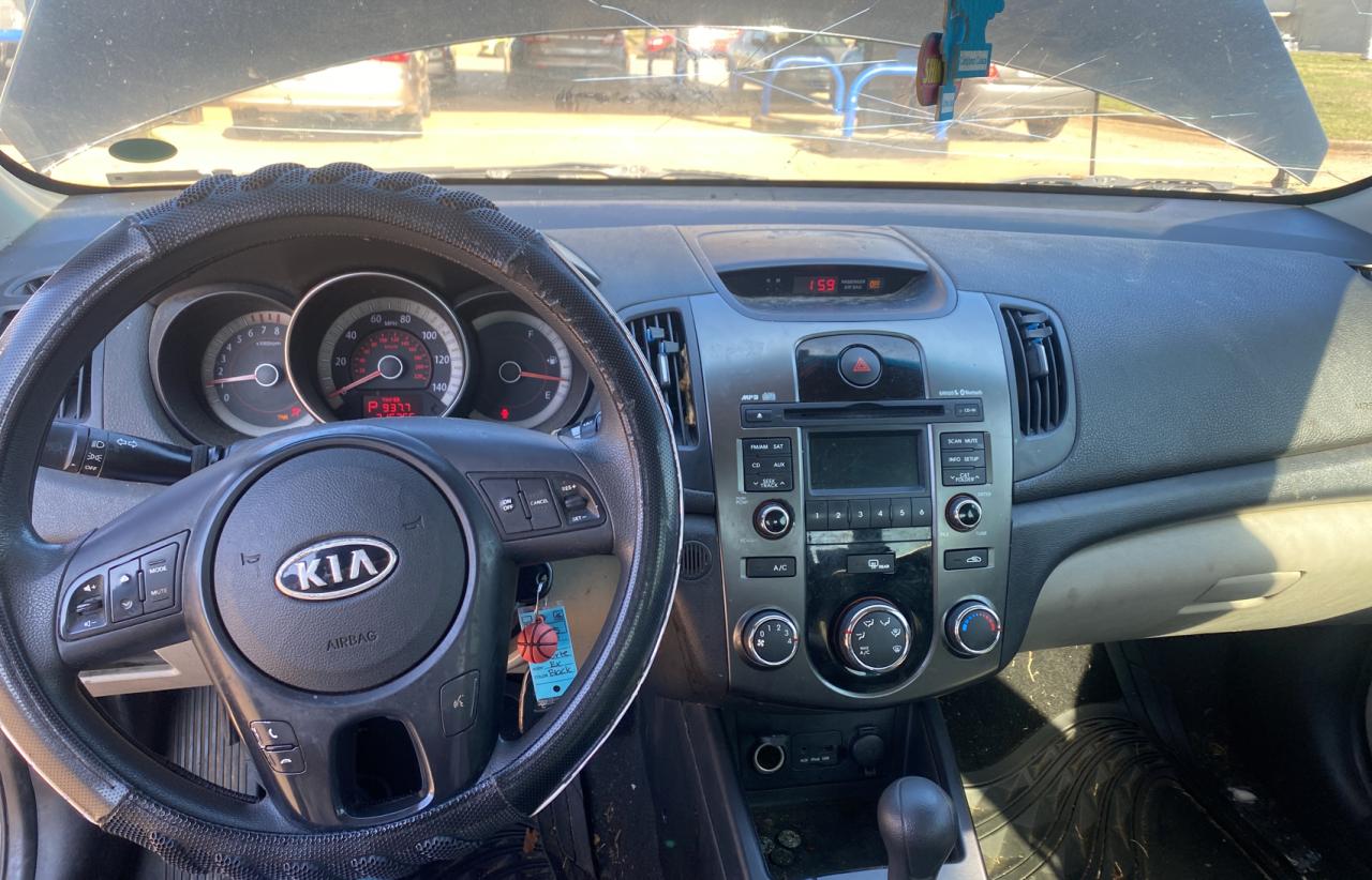 2010 Kia Forte - Image 9