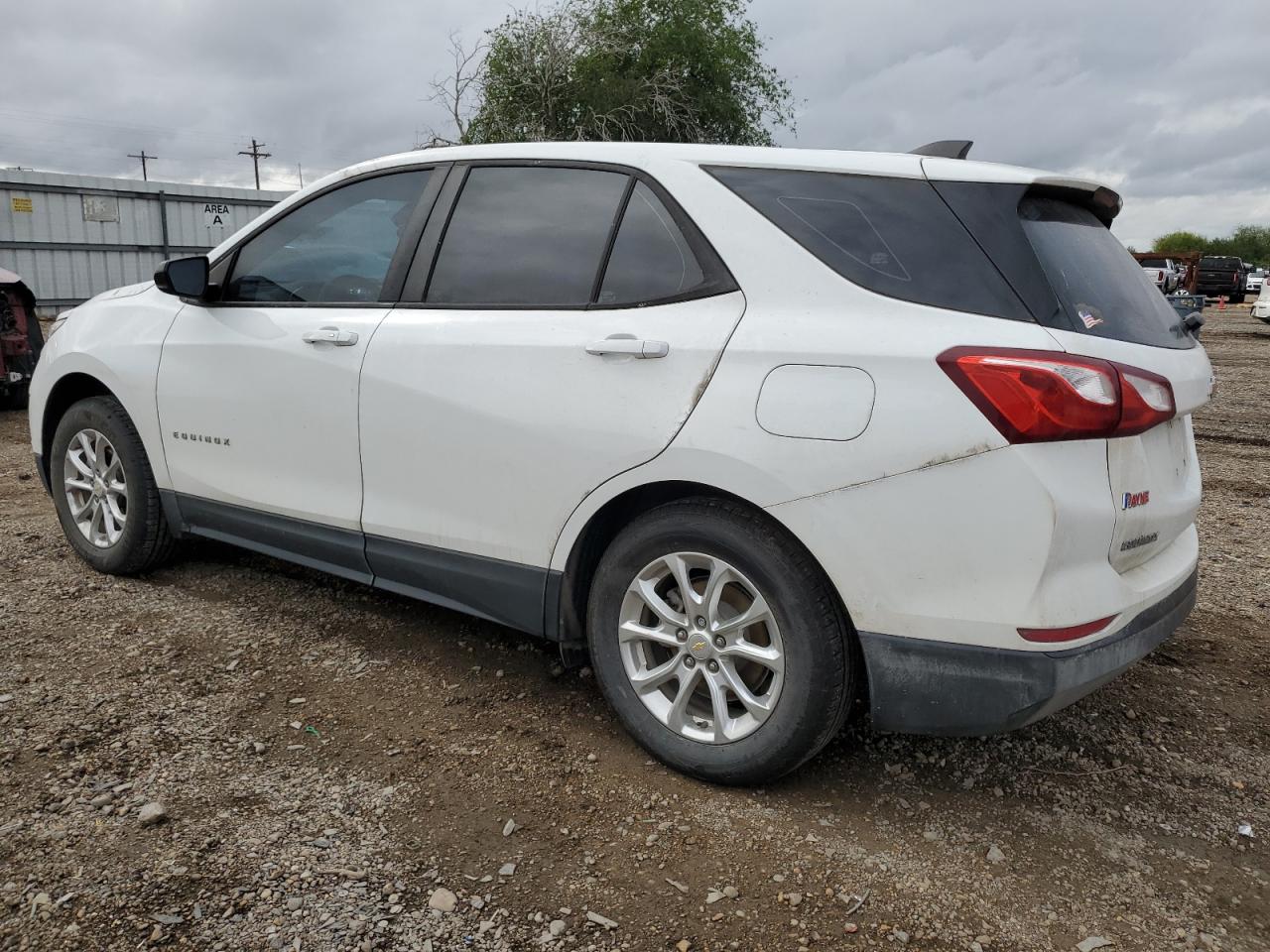 2020 Chevrolet Equinox - Image 2