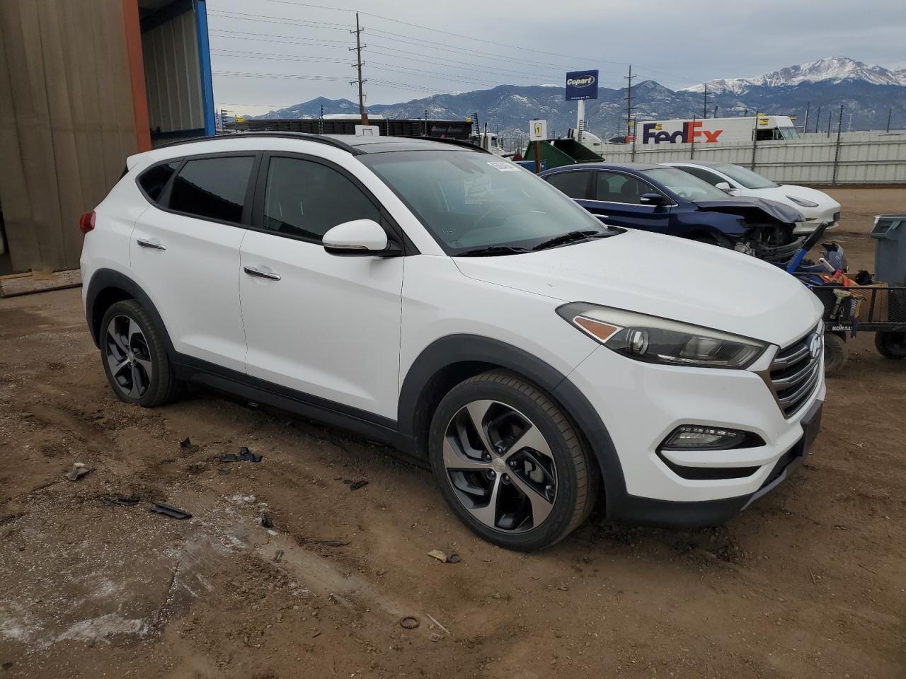 VIN KM8J33A26GU057668 2016 HYUNDAI TUCSON no.4