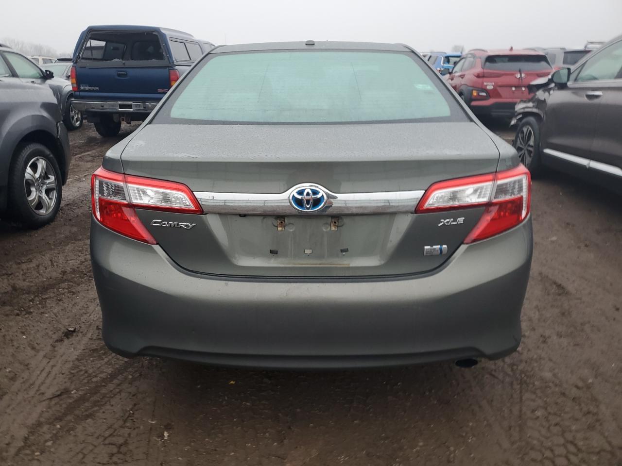 2014 Toyota Camry - Image 6