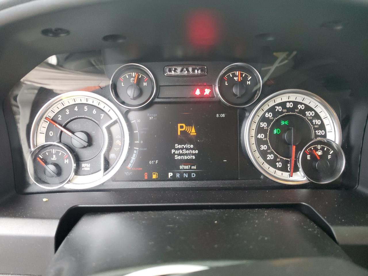 2018 RAM 1500 - Image 9