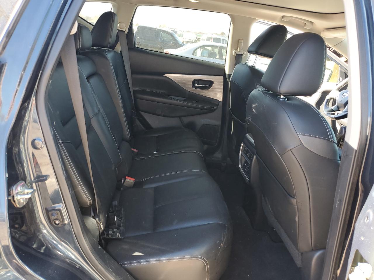 2018 Nissan Murano - Image 11