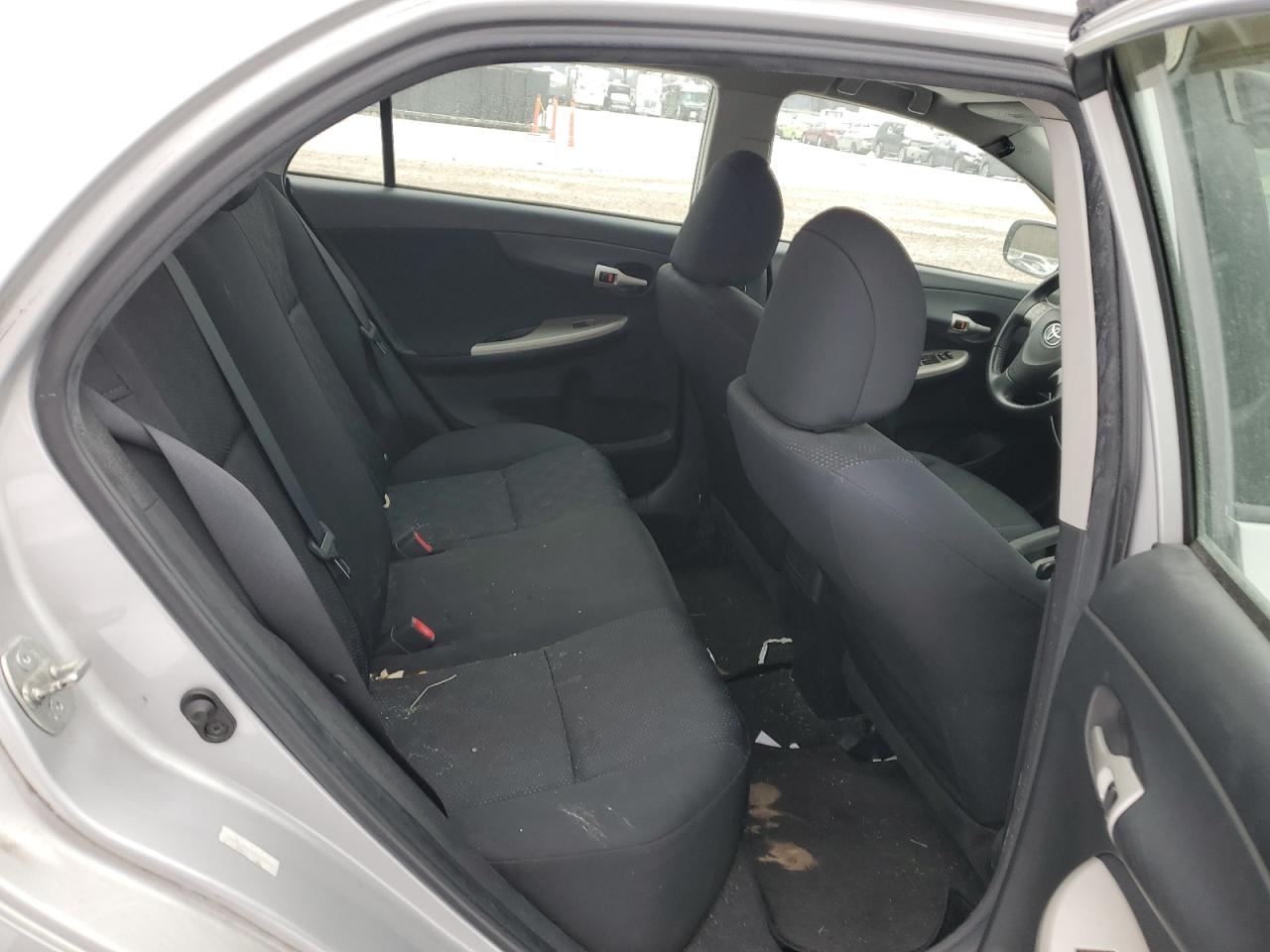 2010 Toyota Corolla - Image 10