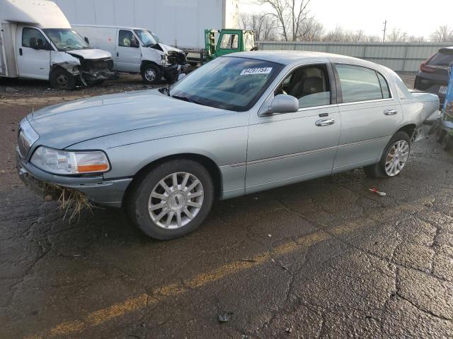 2007 Lincoln Town Car Signature