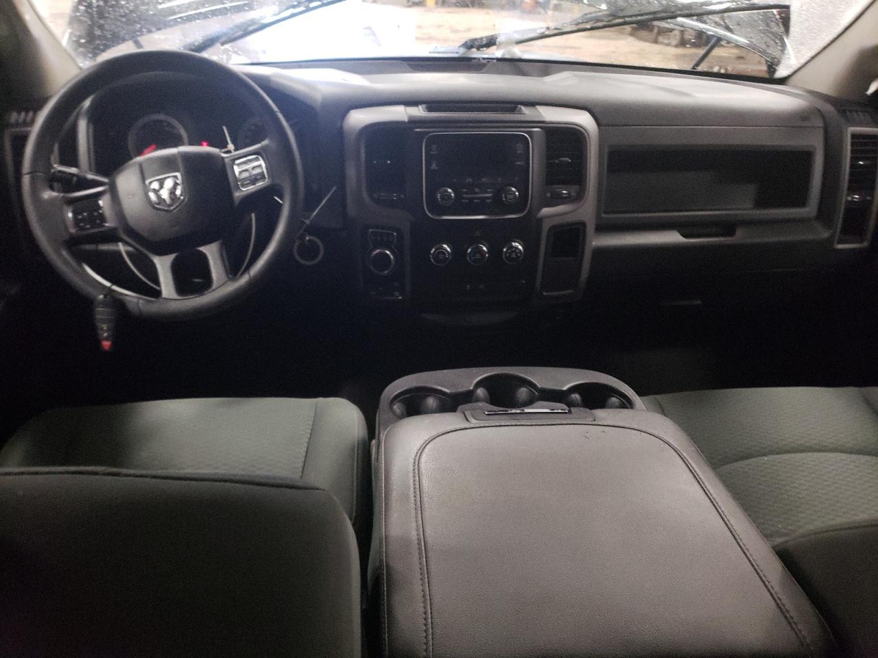 2015 Ram 1500 St VIN: 3C6RR7KTXFG699890 Lot: 86942174