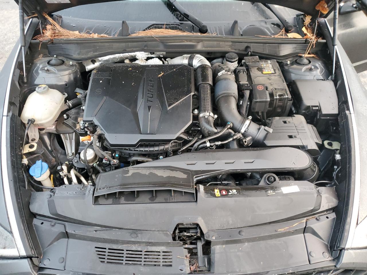 2022 Hyundai Sonata - Image 12