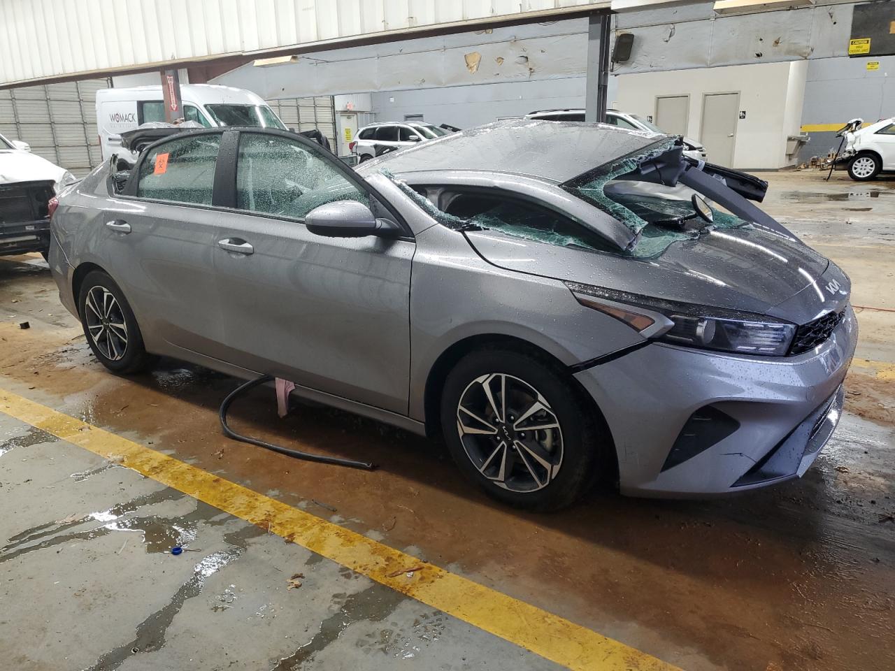 2024 Kia Forte - Image 4
