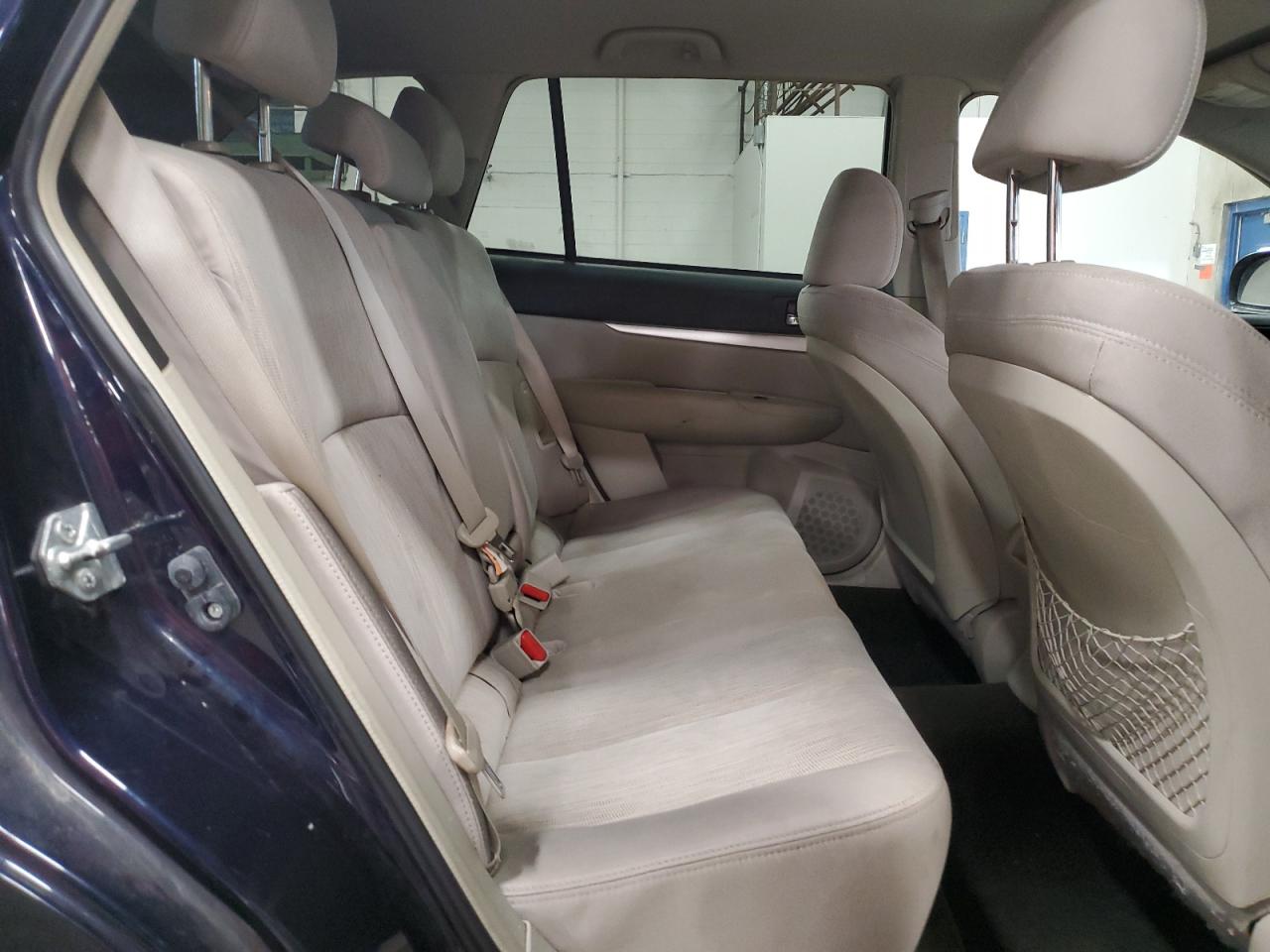 2013 Subaru Outback - Image 11