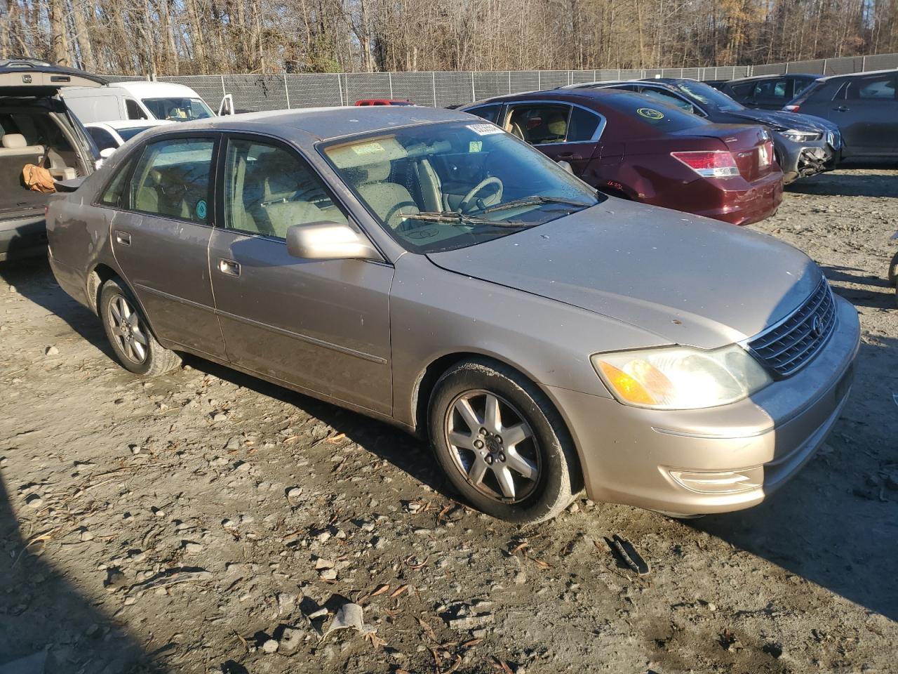 2004 Toyota Avalon - Image 4