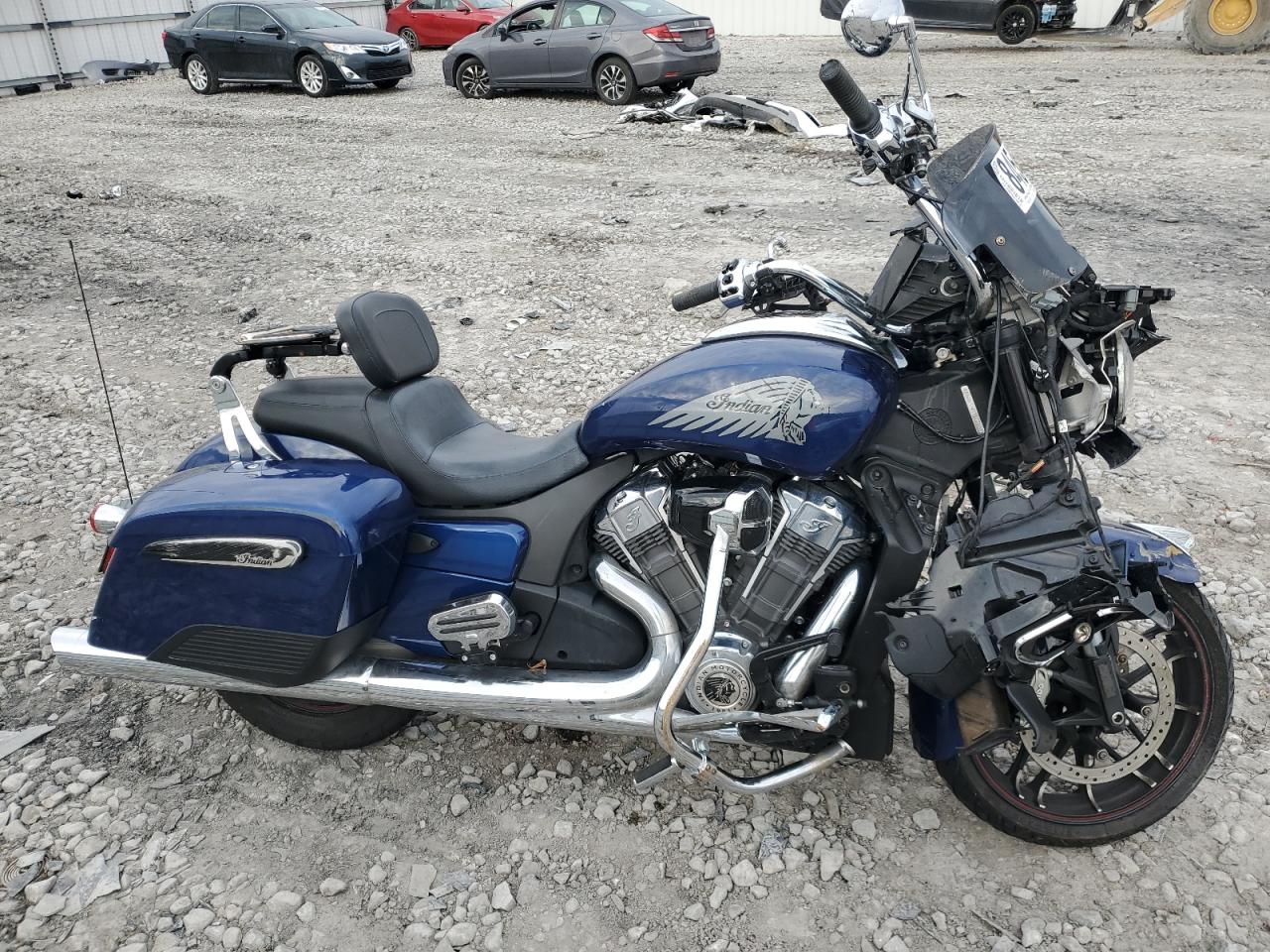 2021 Indian Motorcycle Co. Challenger Limited na sprzedaż w Cahokia Heights, IL - All Over