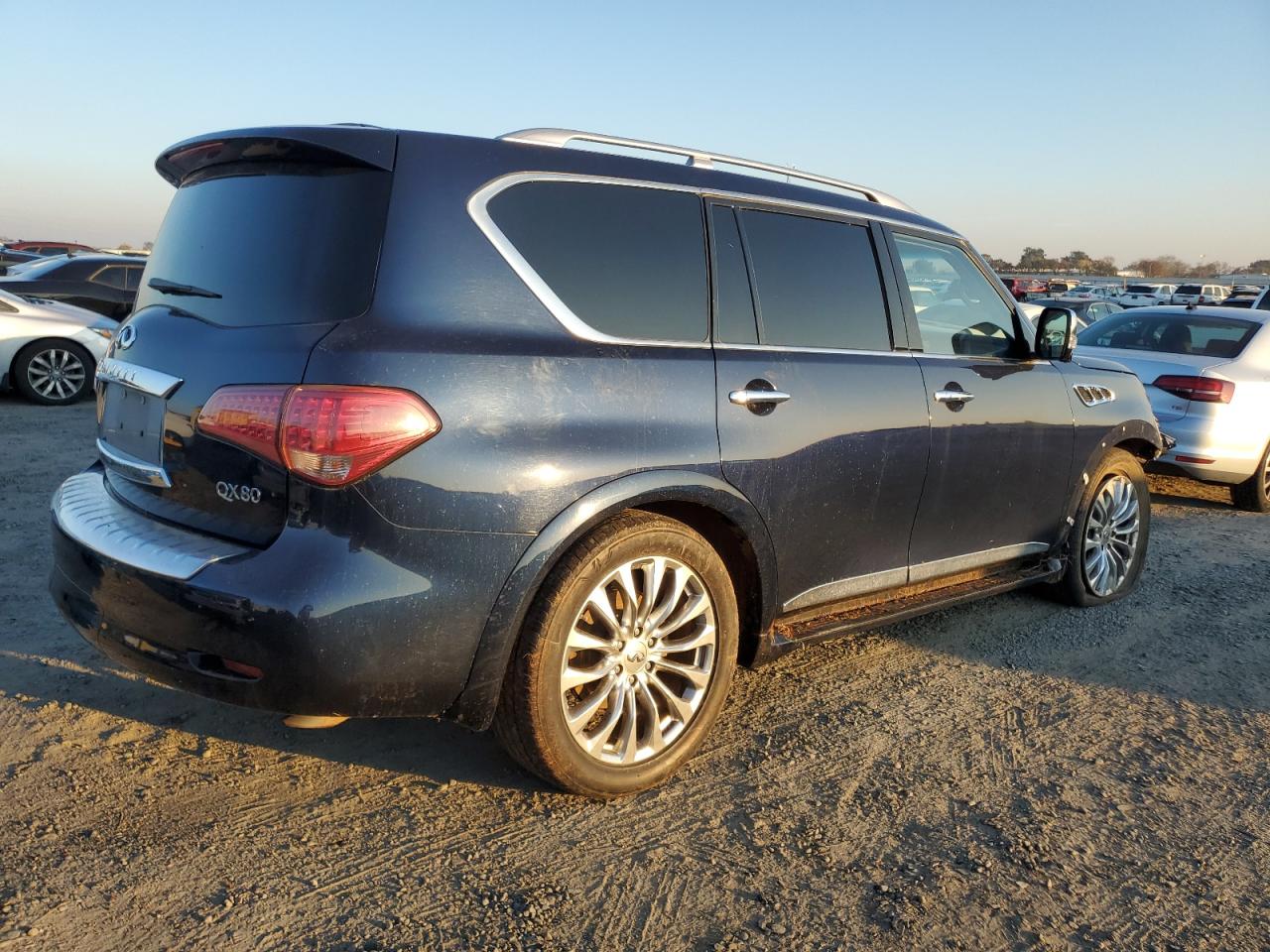 VIN JN8AZ2NC8H9431769 2017 INFINITI QX80 no.3