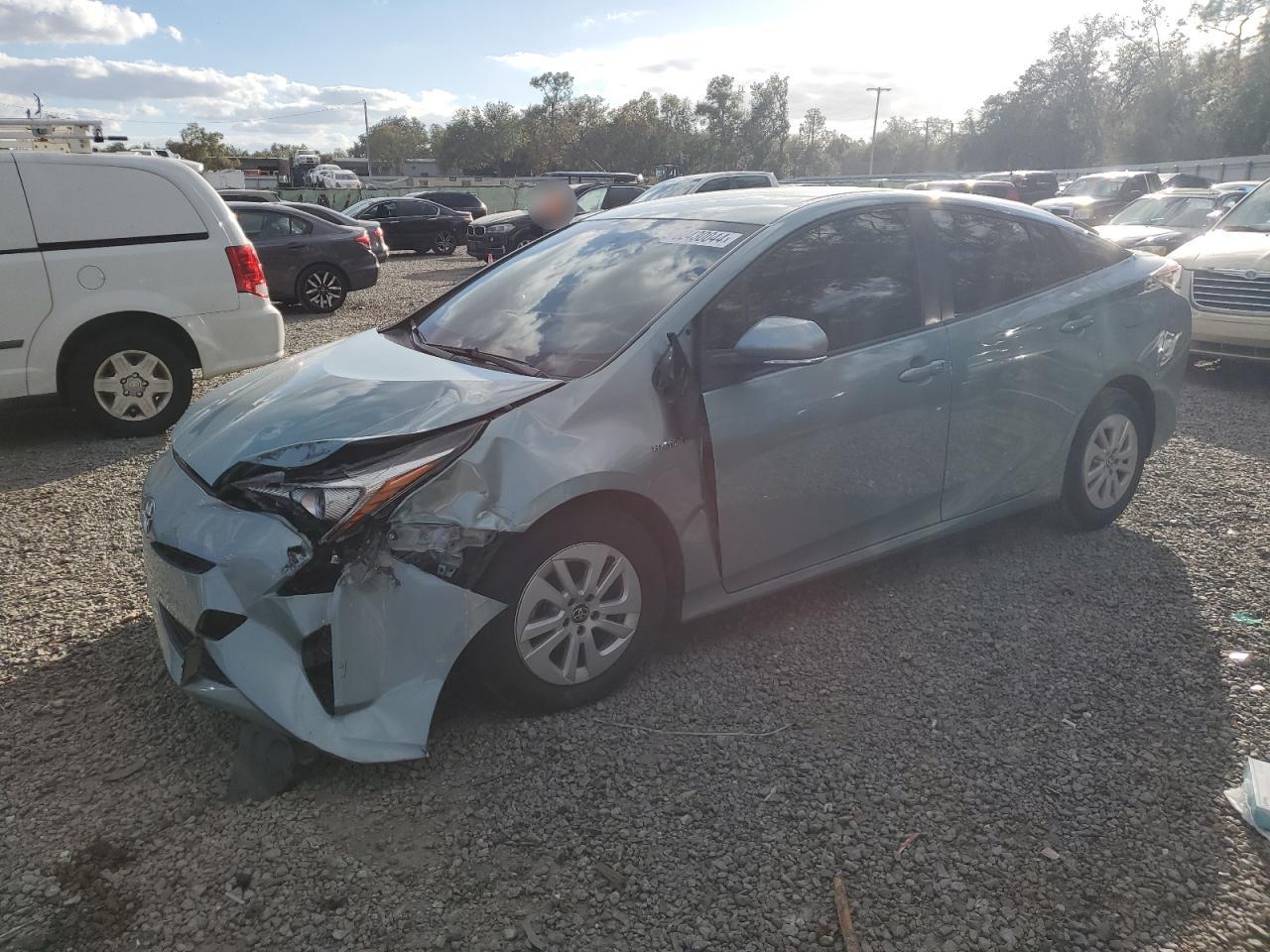 2016 TOYOTA PRIUS