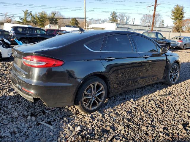  FORD FUSION 2020 Czarny