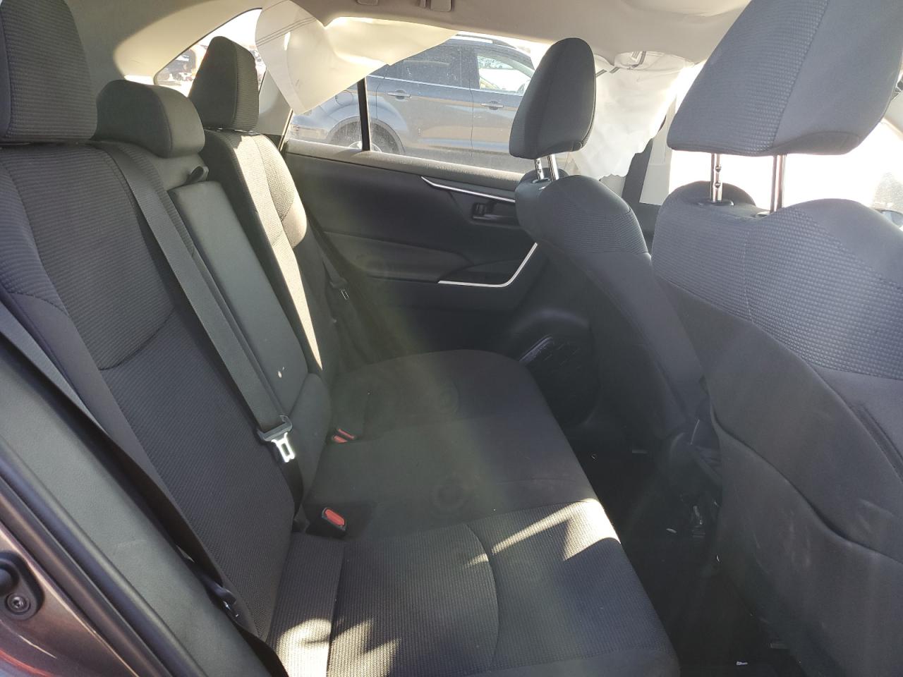 2020 Toyota RAV 4 - Image 11