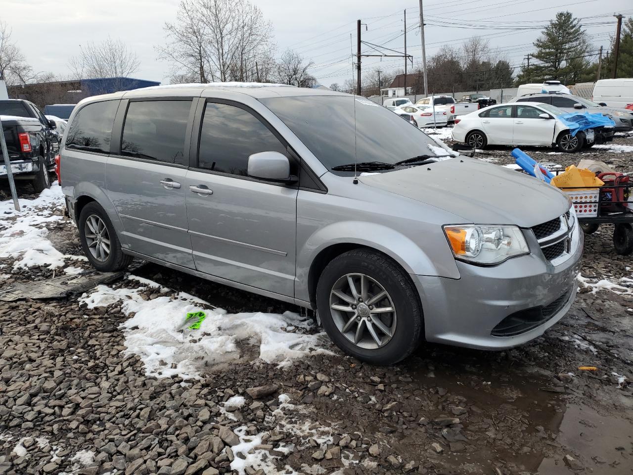 VIN 2C4RDGBG1FR709775 2015 DODGE CARAVAN no.4