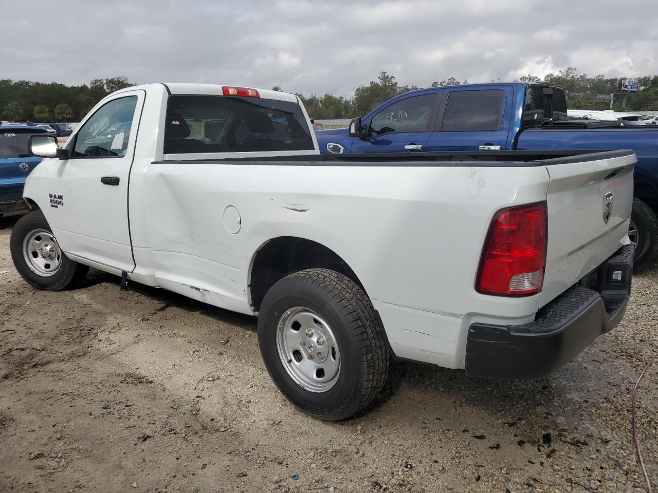 VIN 3C6JR6DGXPG671340 2023 RAM 1500 no.2