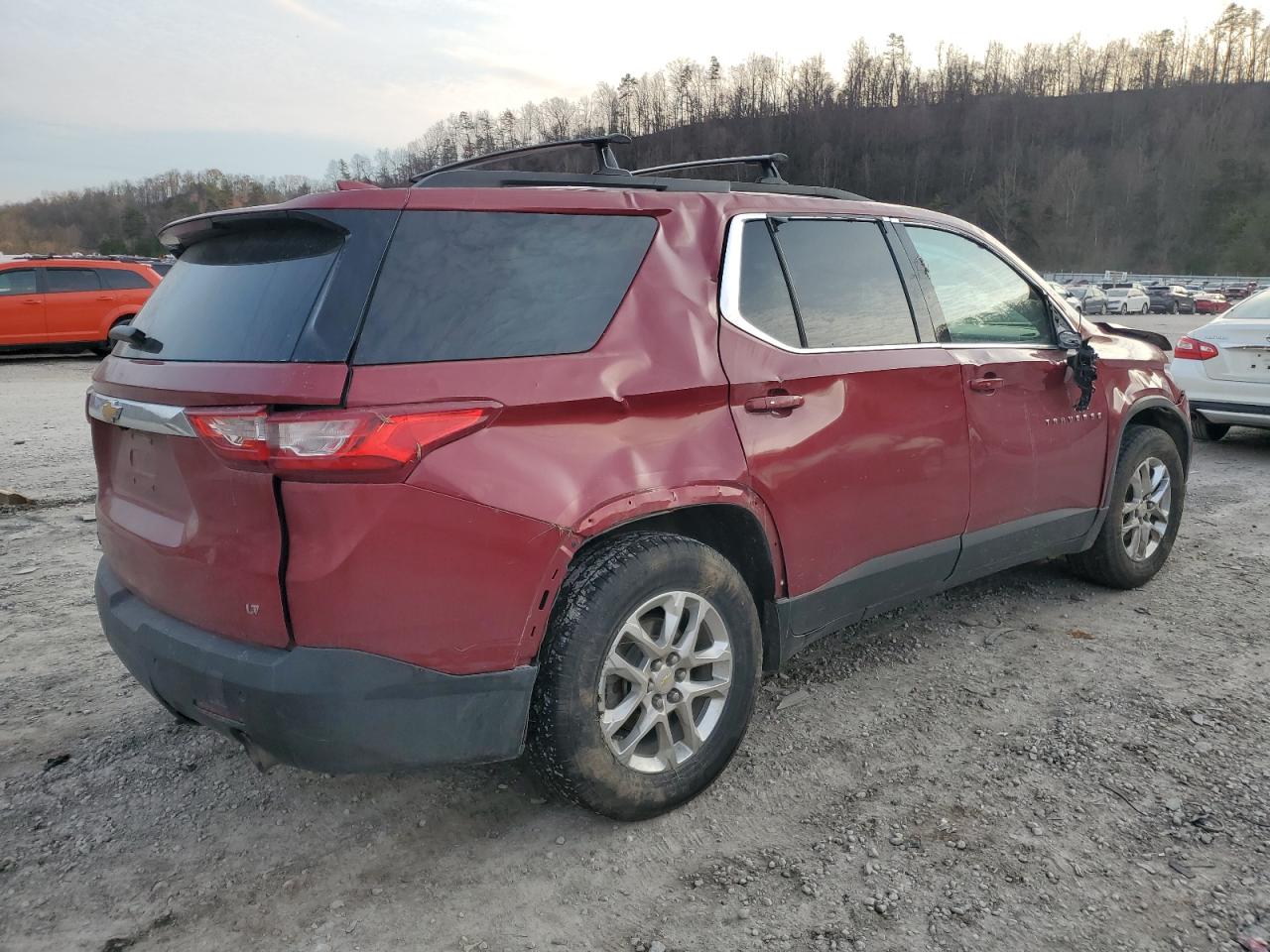 VIN 1GNEVHKW5LJ109664 2020 CHEVROLET TRAVERSE no.3