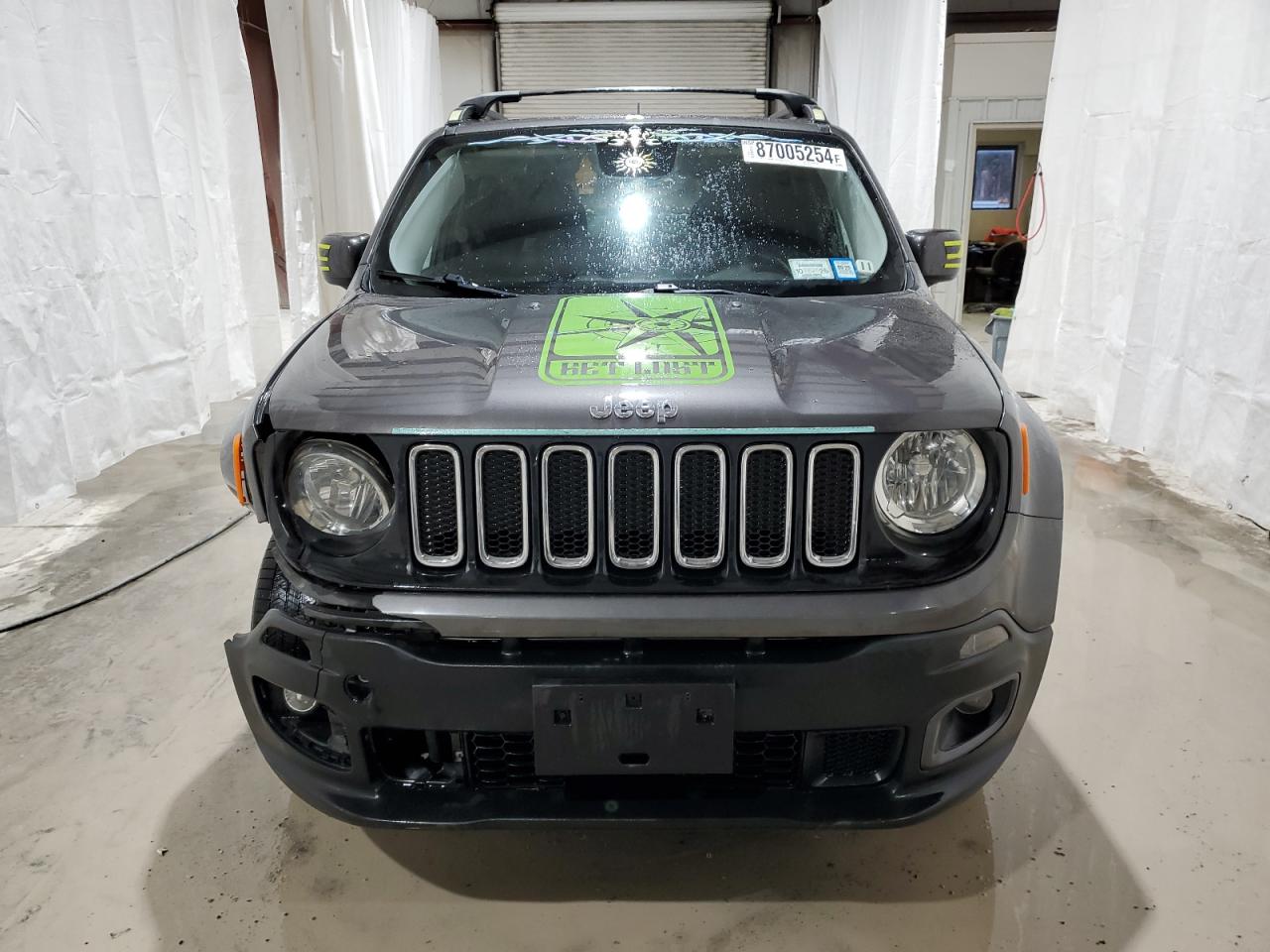 2016 Jeep Renegade - Image 5