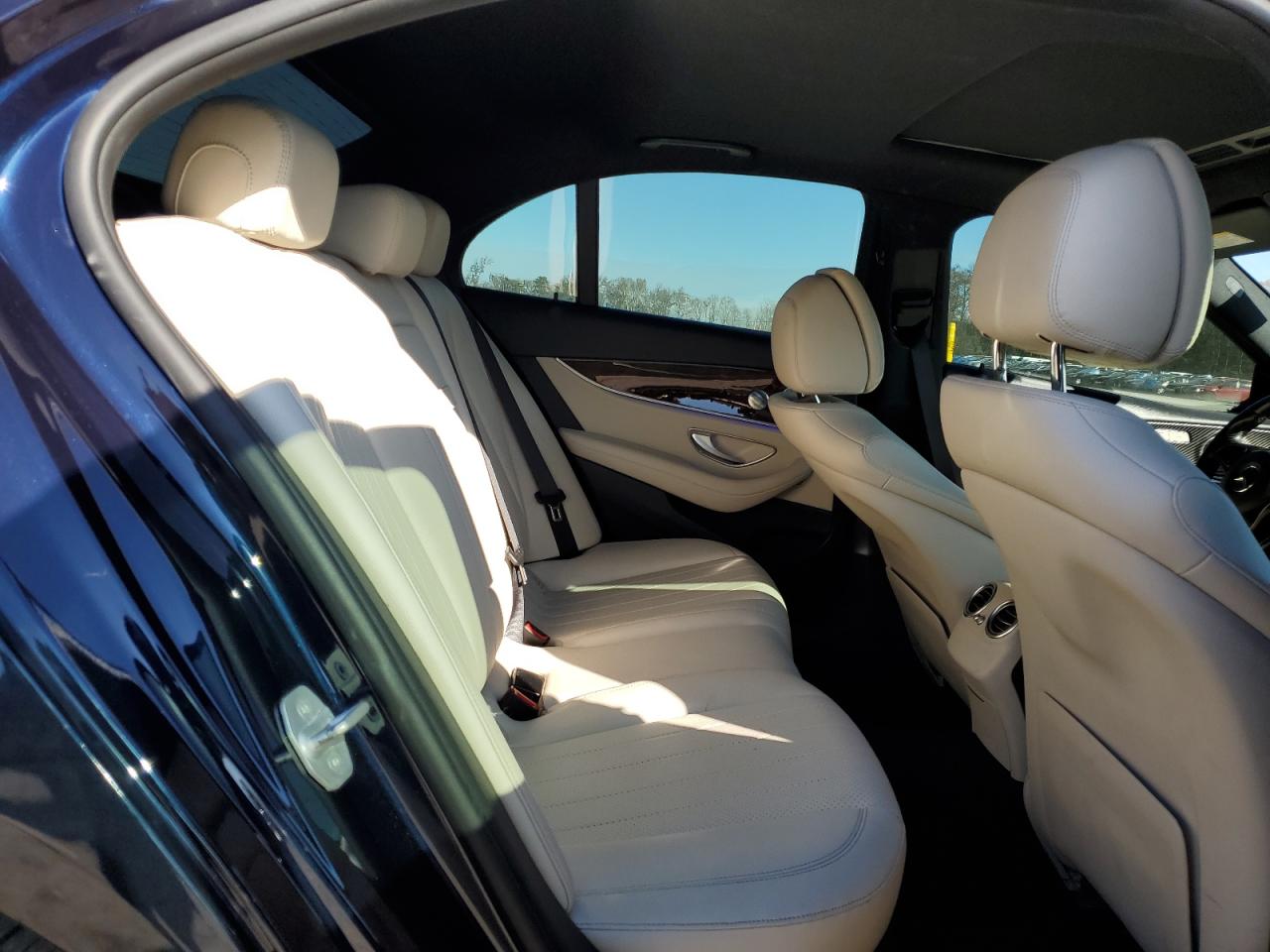 2017 Mercedes-Benz E-klasse - Image 10