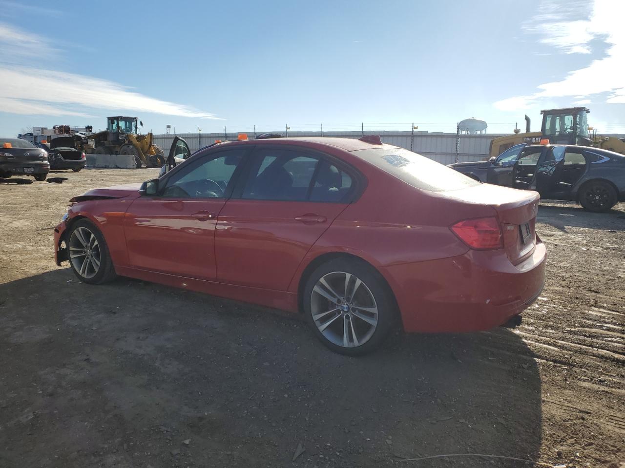 VIN WBA3A5G52DNP20141 2013 BMW 3 SERIES no.2