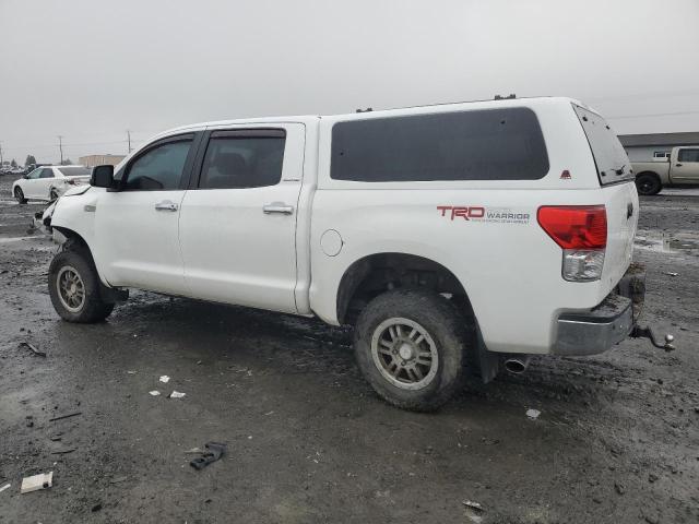 Пикапы TOYOTA TUNDRA 2013 Белый