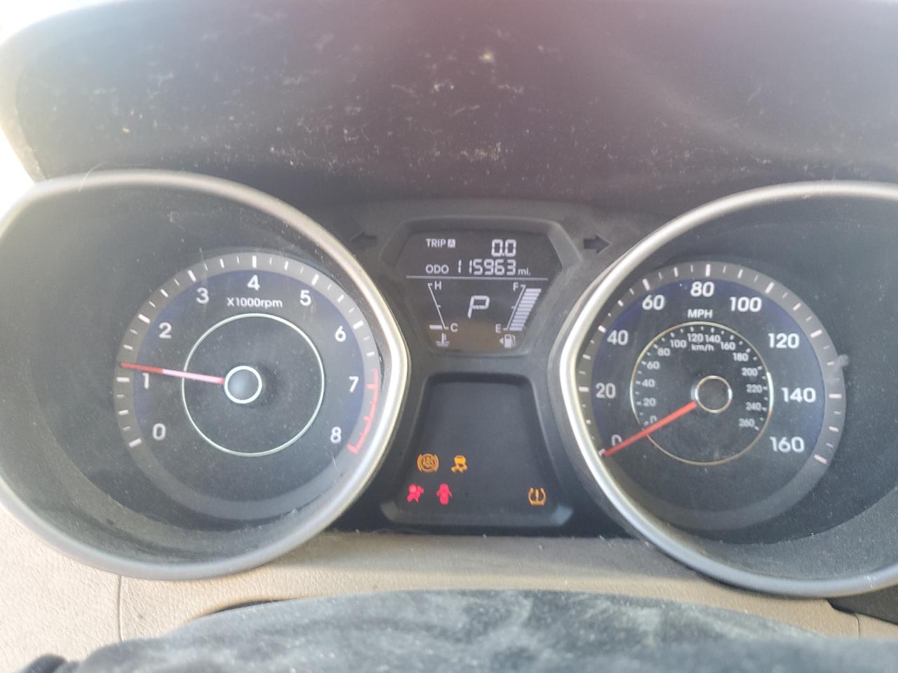 2011 Hyundai Elantra - Image 9