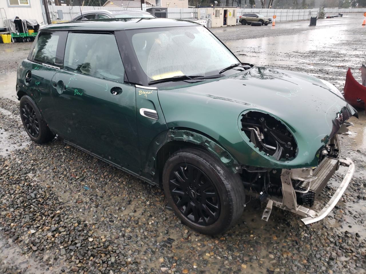 VIN WMWXP5C52J2G64126 2018 MINI COOPER no.4