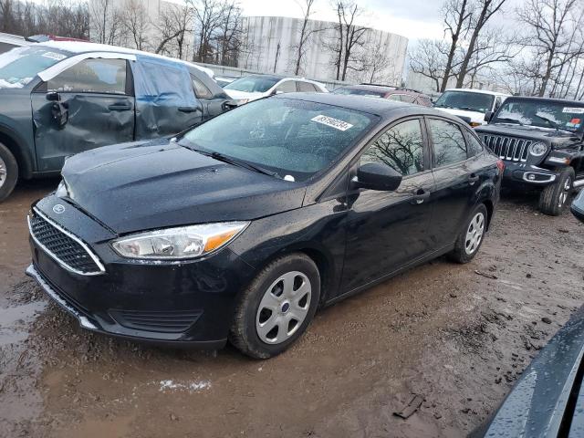  FORD FOCUS 2015 Czarny