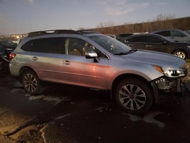  SUBARU OUTBACK 2015 Сріблястий