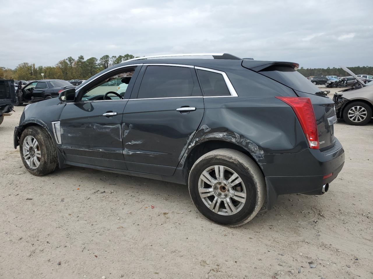 2015 Cadillac SRX - Image 2