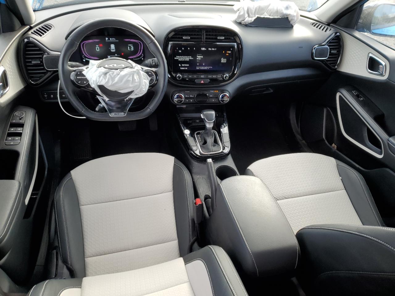 2023 Kia Soul - Image 8