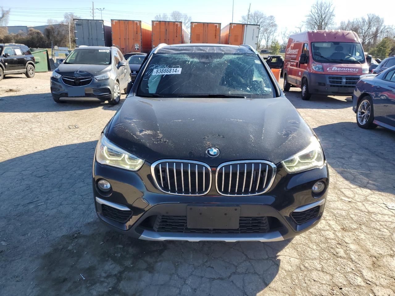 2017 BMW X1 - Image 5