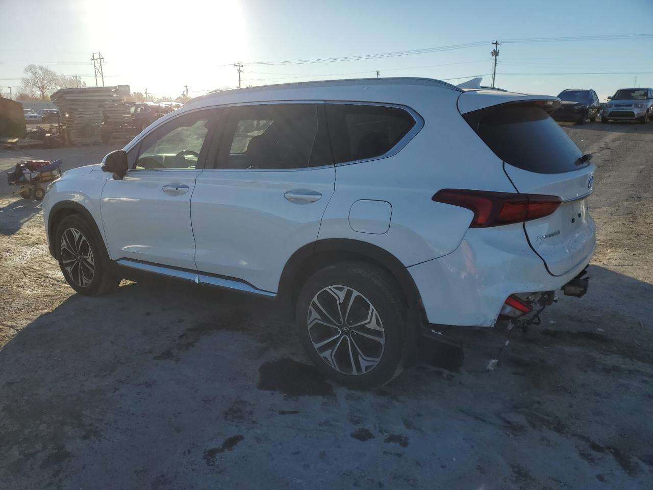 2019 Hyundai Santa Fe - Image 2