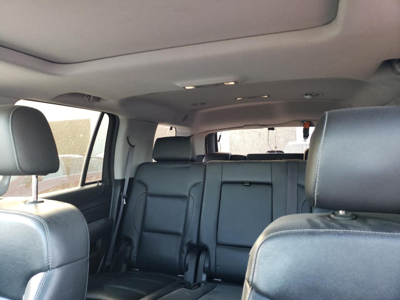 2015 GMC Yukon - Image 10