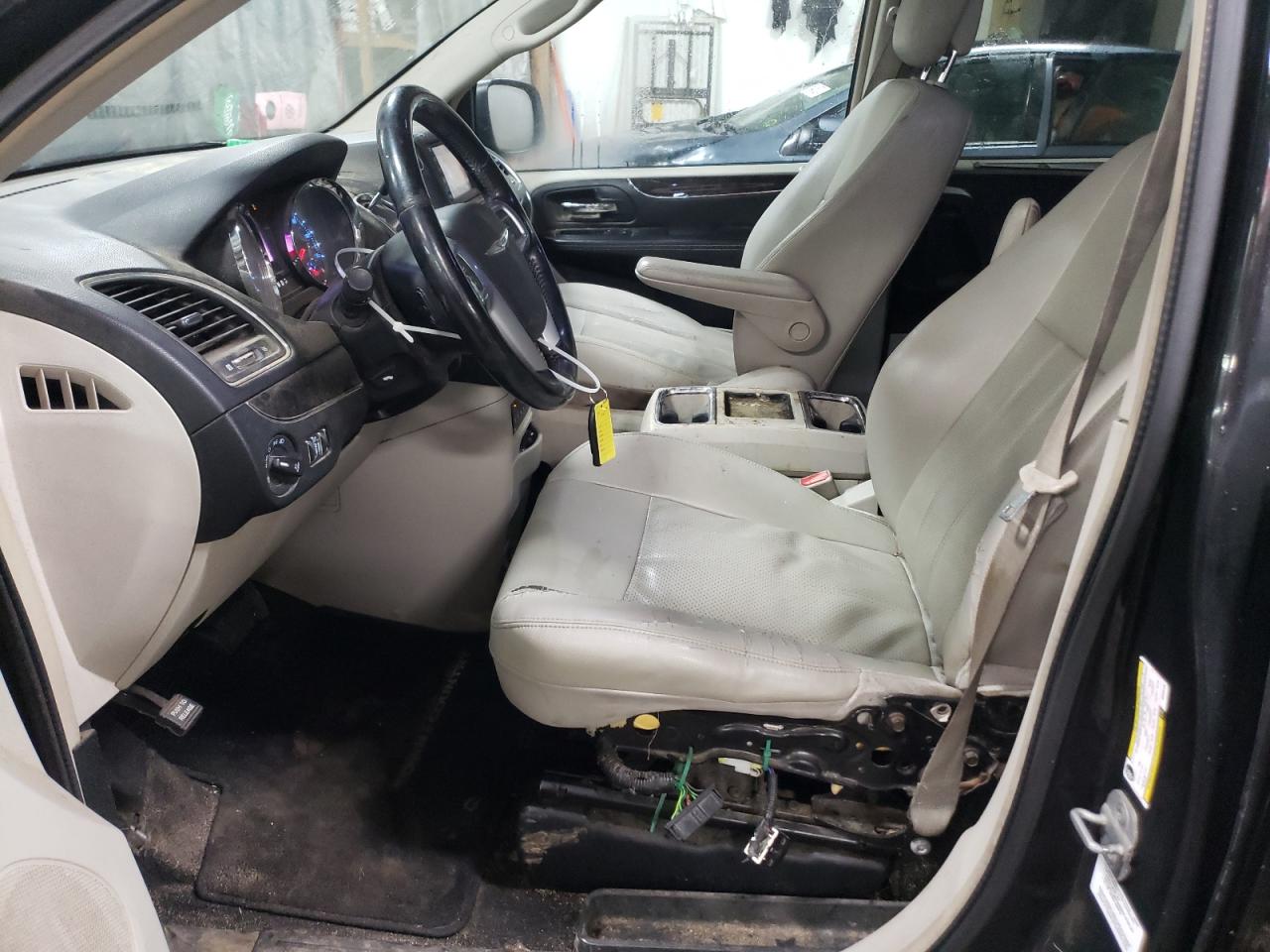 2013 Chrysler Town & Country Touring L VIN: 2C4RC1CG7DR590139 Lot: 84045934