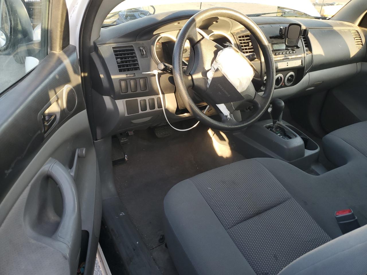 2007 Toyota Tacoma - Image 8
